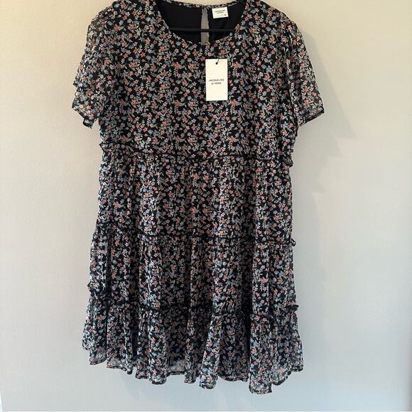 NWT Jacqueline de Yong Ditzy Layered floral dress Size 8 - Picture 1 of 7